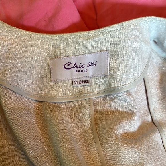 Jacket - Picture 5 of 5